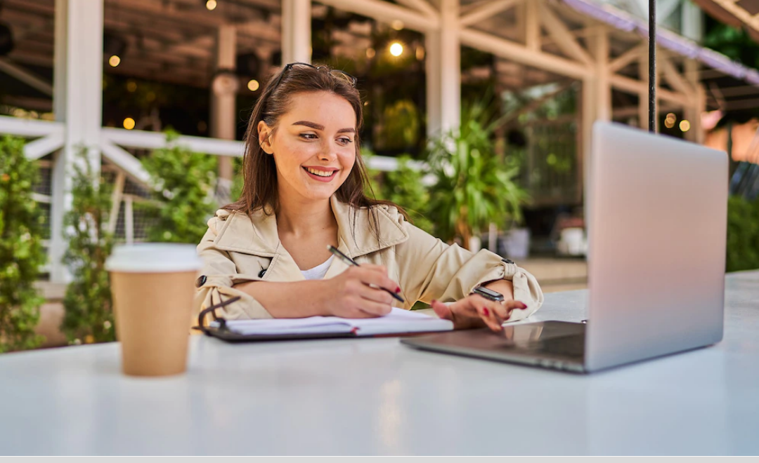 Freelance permit in Jumeirah Lake Towers